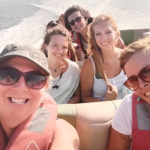 Meet your Posher, Bobbi-jo